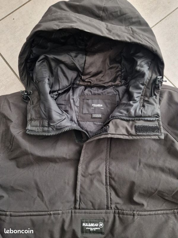 Veste mi-saison PULL AND BEAR Vêtements