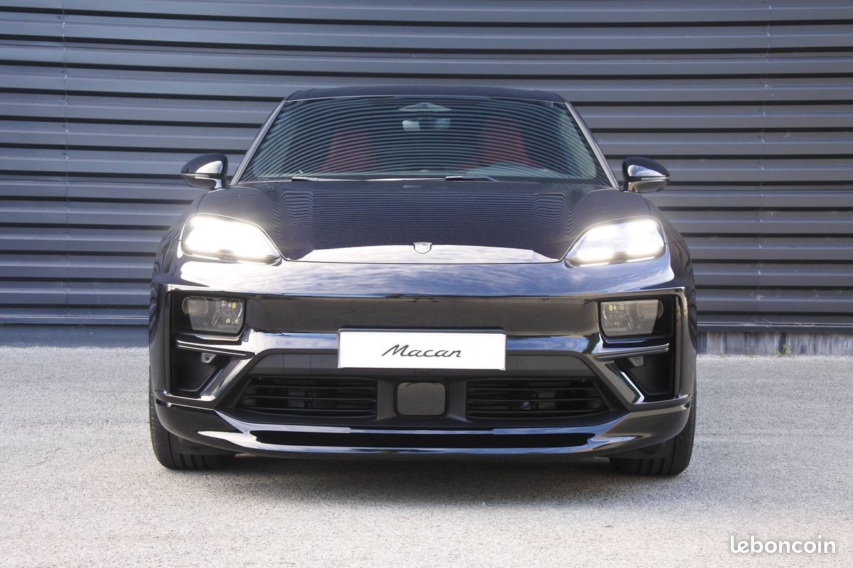 PORSCHE Macan Turbo 639 ch (image 4)