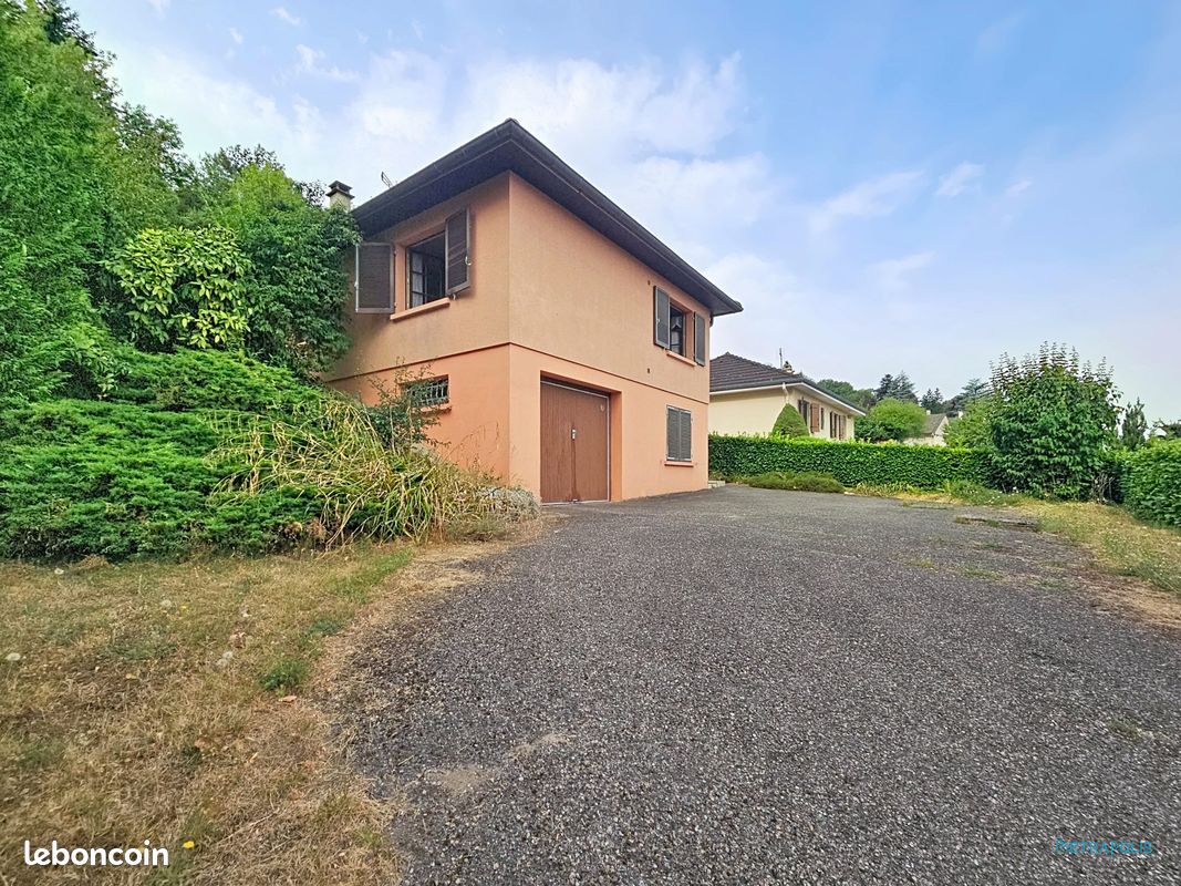 Maison 5 pièces 95 m² · à Bourgoin-Jallieu · 95 m² · 333 000 €