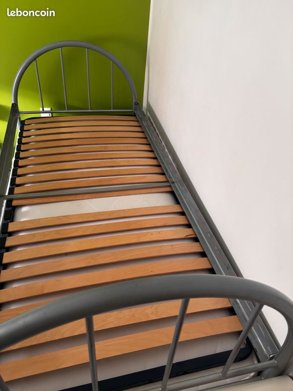Lit + sommier +matelas (image 1)