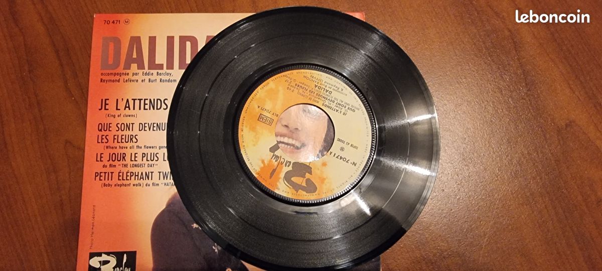 45t vinyl Dalida (image 3)