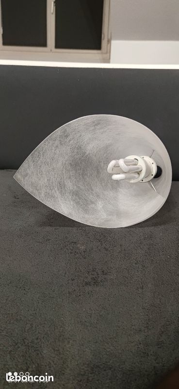 Luminaire suspendu cône oval (image 2)