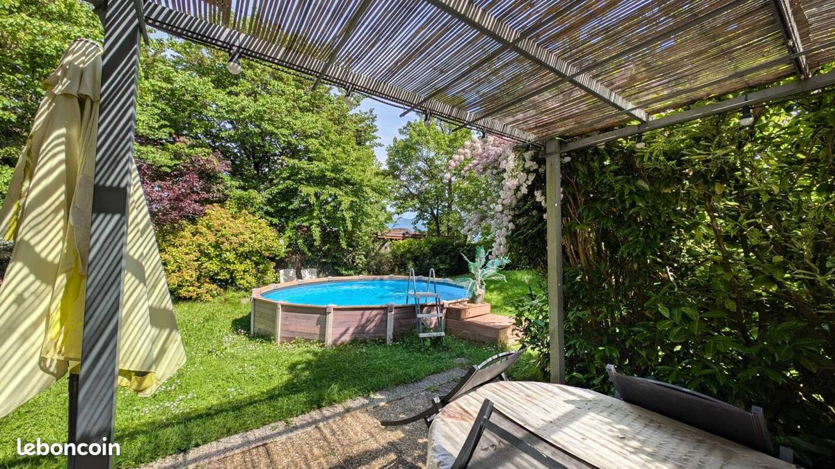 Maison 5 pièces 140 m² · à Sevrier · 140 m² · 950 000 €