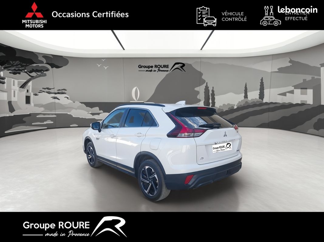 MITSUBISHI Eclipse Cross 2.4 MIVEC PHEV Twin Motor 4WD Invite (image 3)
