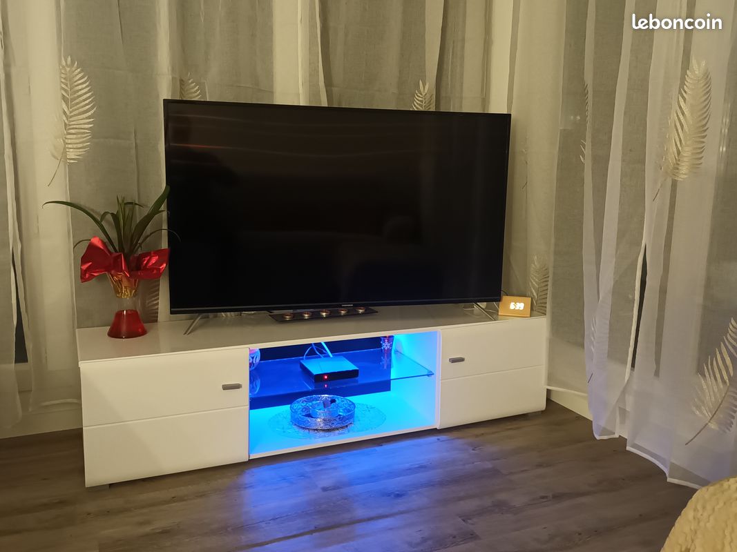 Meuble tv laqué leds (image 3)