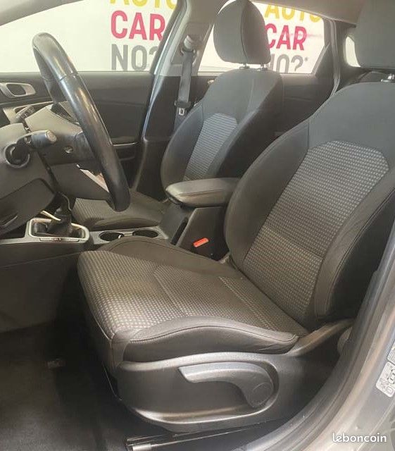 Kia CEED 1.0 T-GDI 120 ISG GT LINE (image 6)