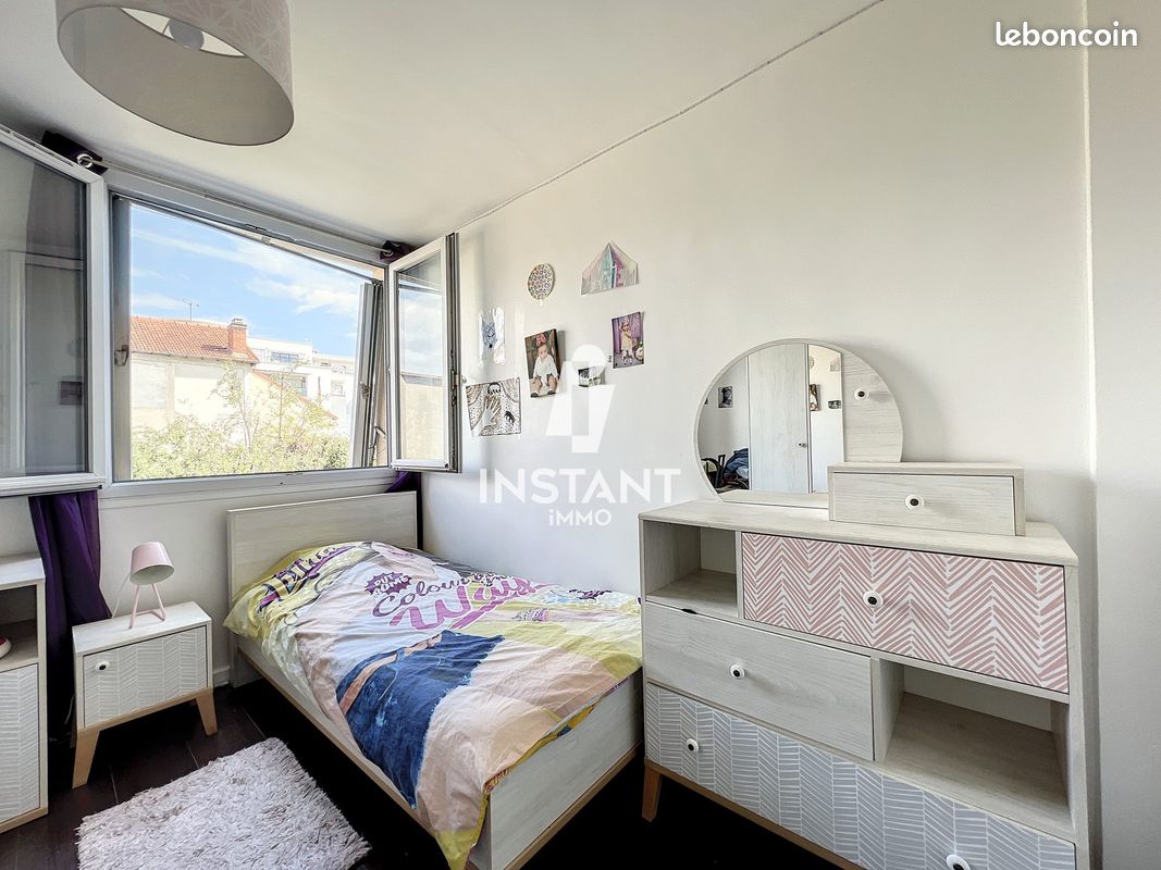Appartement a louer - 4 pièce(s) - 65 m2 - Surfyn