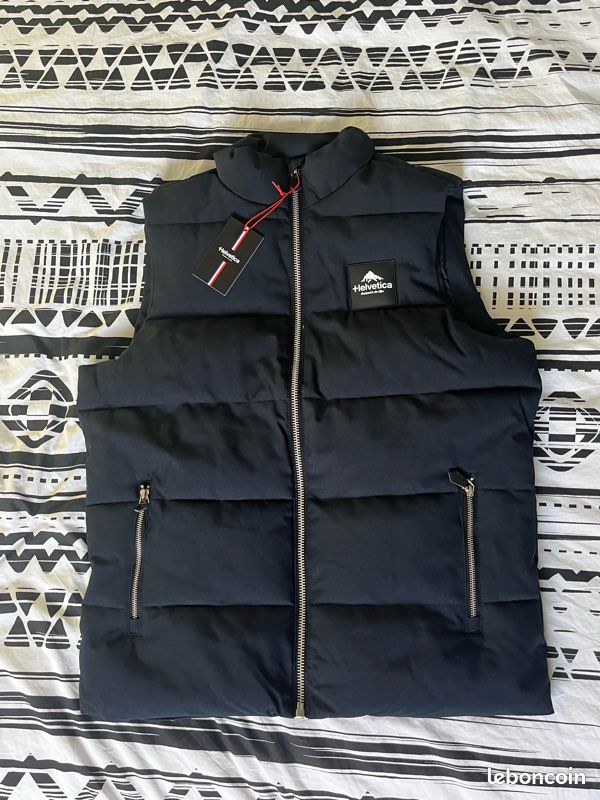 Veste sans manches Helvetica Blaiche couleur ‘naivy’ (image 3)