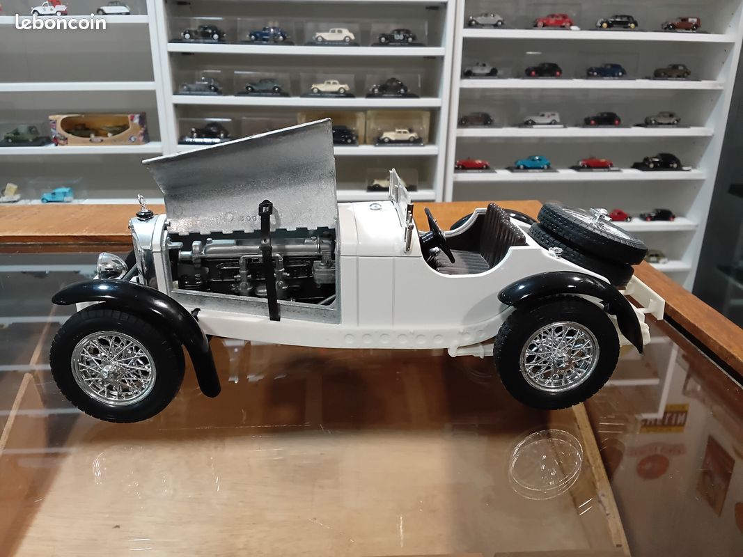 Burago Mercedes-Benz SSKL Goofy - Échelle 1/18 - Dans Sa Boîte - Occasion