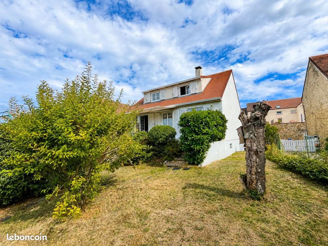 Maison 7 pièces 148 m² · à Chambourcy · 148 m² · 738 000 €