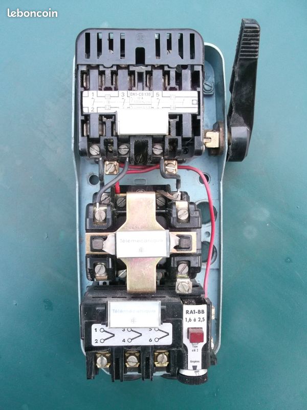 Interrupteur télémécanique sectionneur DRT IEC158-1 220 v 380 v 500 v 7.500 w parfait état (image 2)