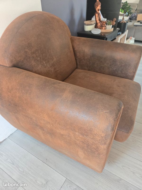 Fauteuil club VICTORY III style Chesterfield – comme neuf (image 2)
