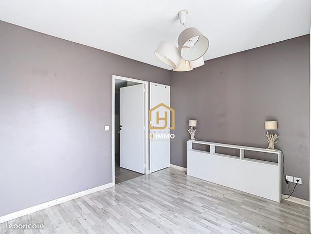 Appartement 2 pièces 47 m² — 10