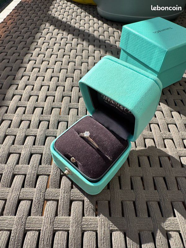 Bague de fiançailles Tiffany Montres Bijoux