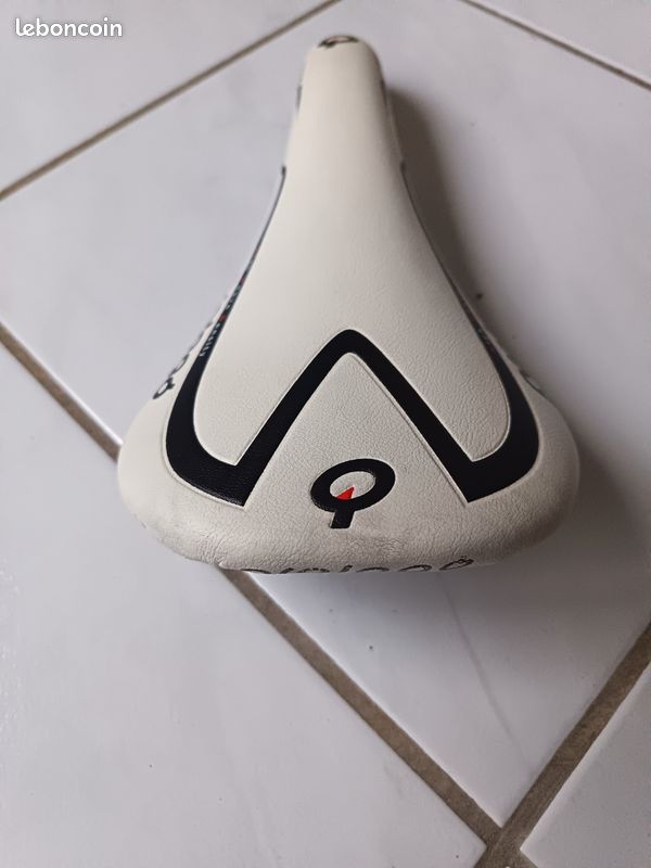 Selle vélo route Prologo Dimension CPC Tirox PAS - 245x143 mm
