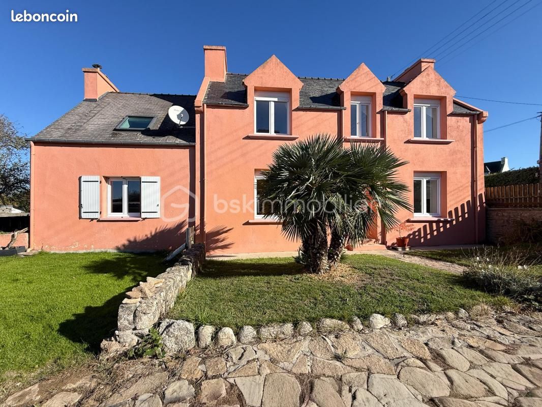 Maison 6 pièces 133 m² · à Ploudalmézeau · 133 m² · 345 000 €