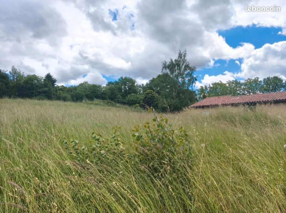 Terrain 533 m² Brens · 54 000 €