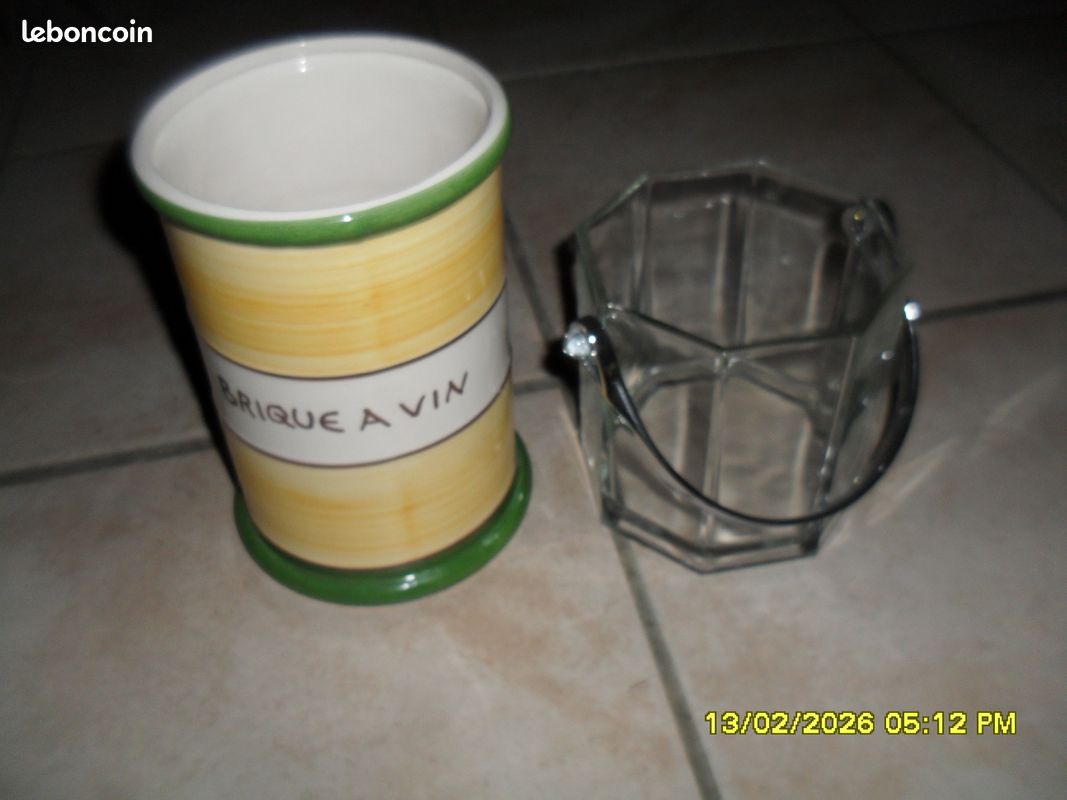 Brique a vin - Arts de la table