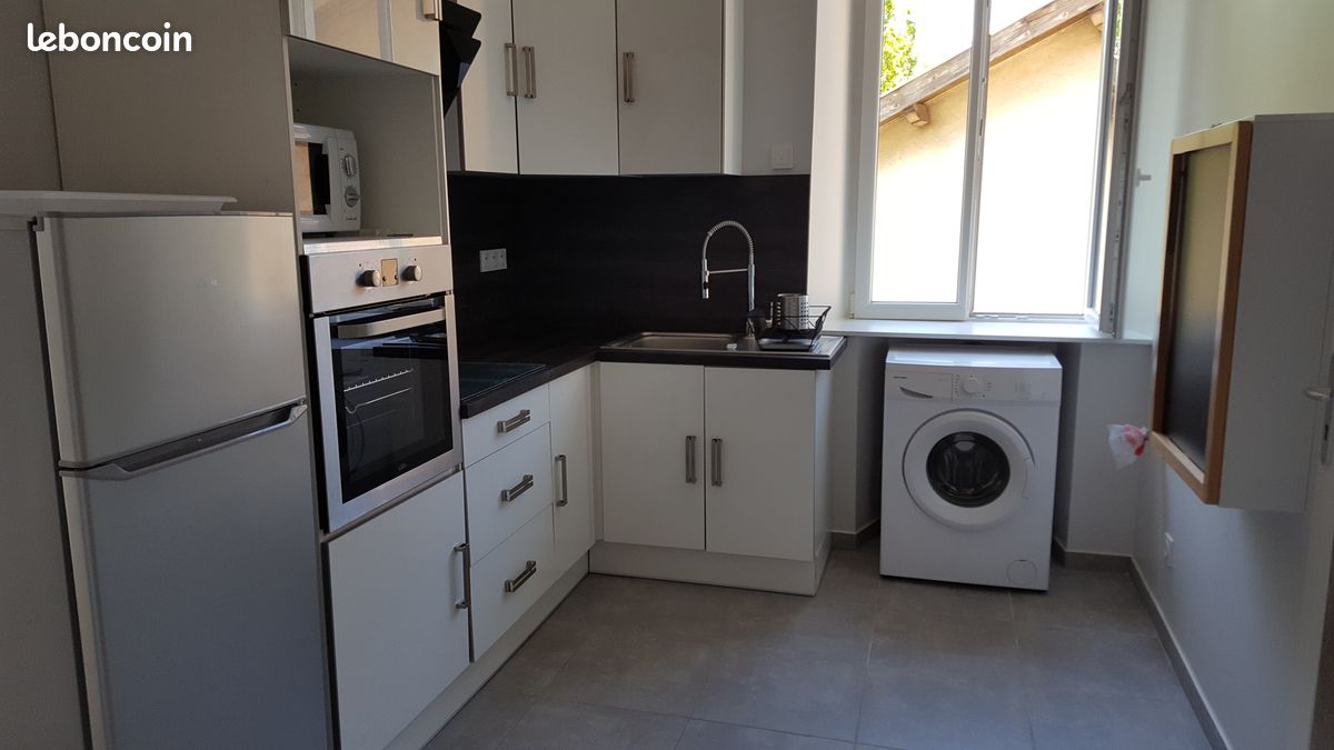 Appartement 2 pièces 44 m² · à Grenoble · 44 m² · 712 €