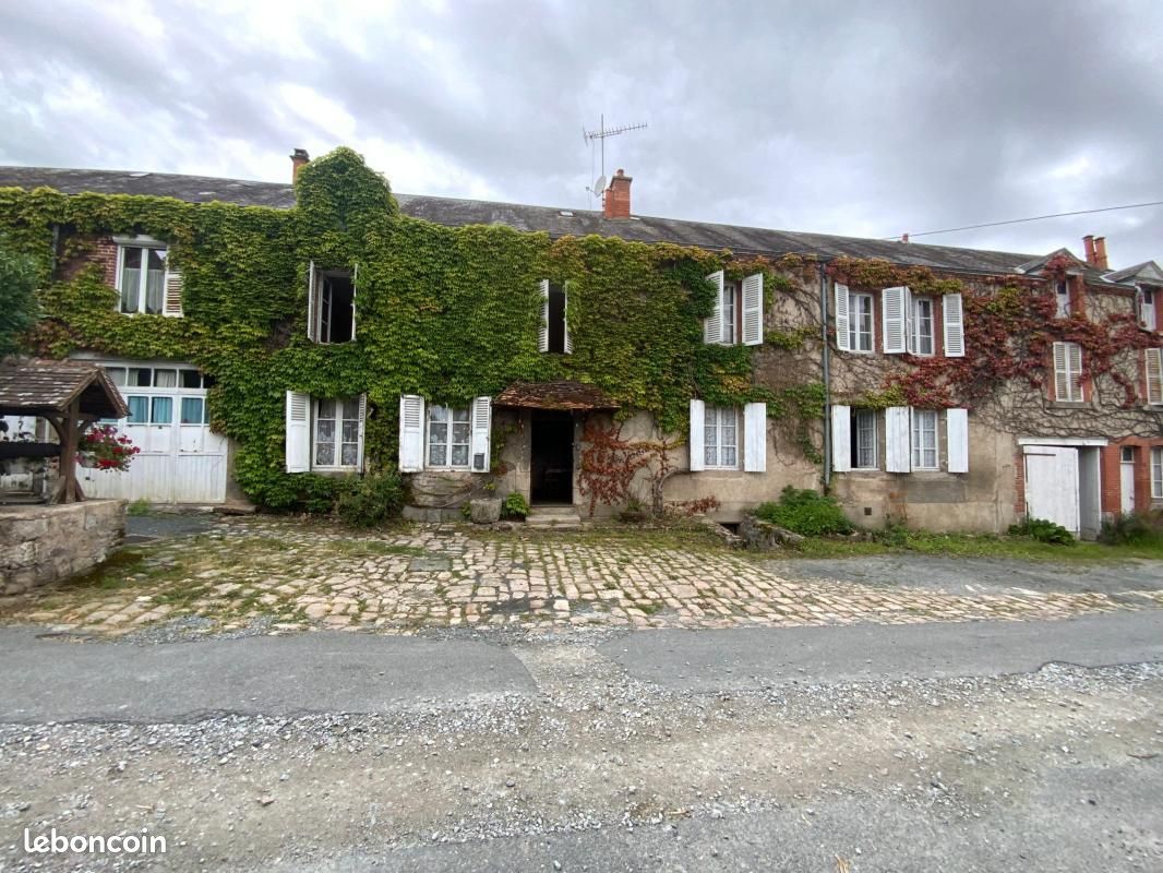 Maison 7 pièces 190 m² · à Châtelus-Malvaleix · 190 m² · 84 000 €
