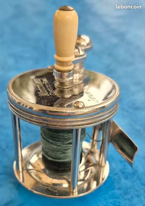 Moulinet de pêche vintage Ocean City modèle 1581, marron - HLN