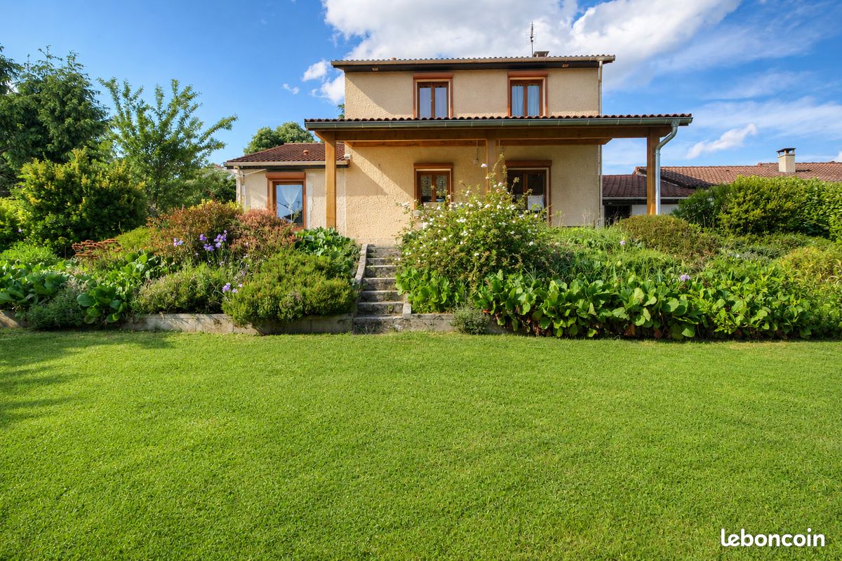 Maison 6 pièces 128 m² · à Meximieux · 128 m² · 349 500 €
