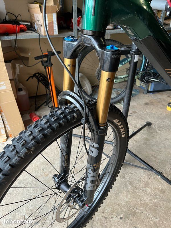 Fourche fox factory 36 150mm kashima 29pouces Équipements vélos