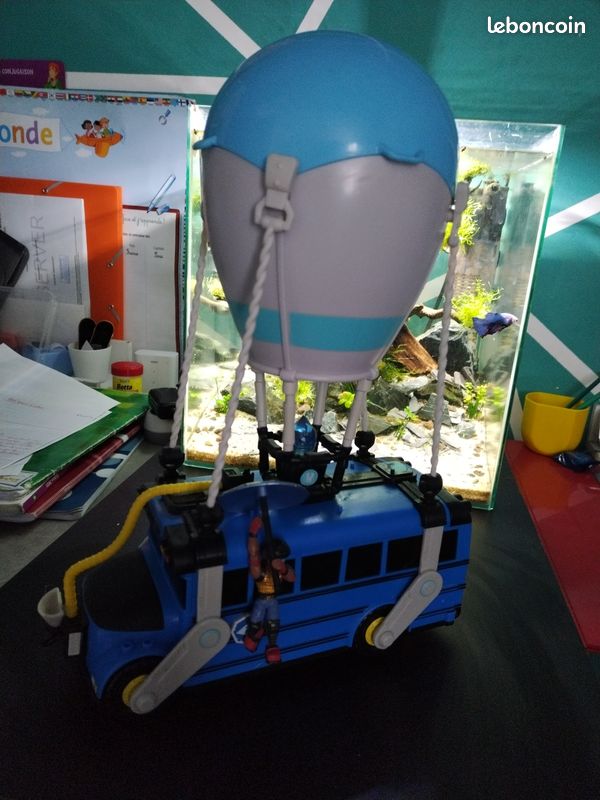 Bus fortnite (image 1)