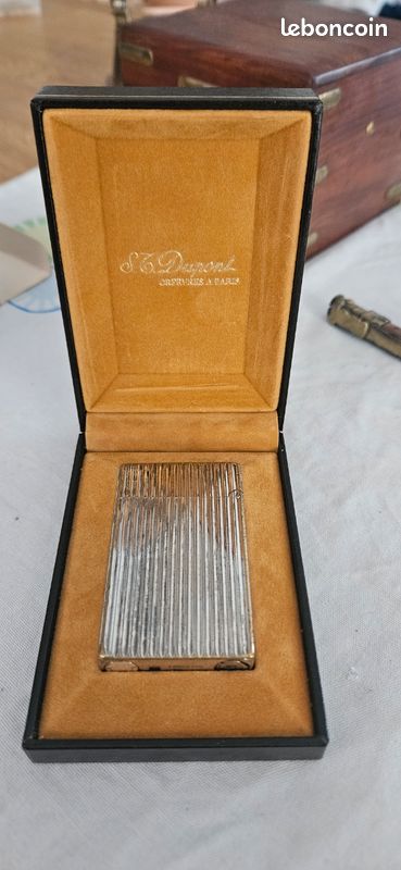 Briquet Dupont (image 1)