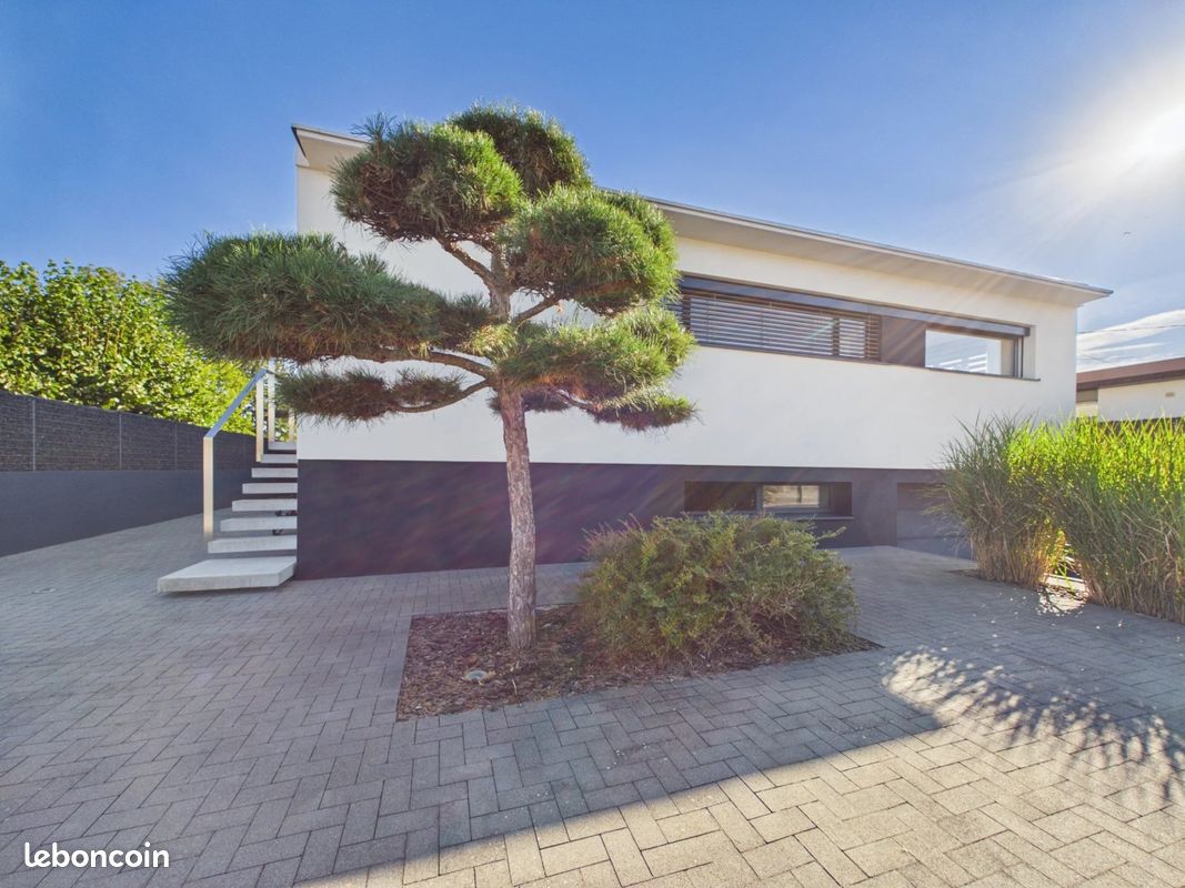 Maison 7 pièces 220 m² · à Mundolsheim · 220 m² · 1 248 000 €