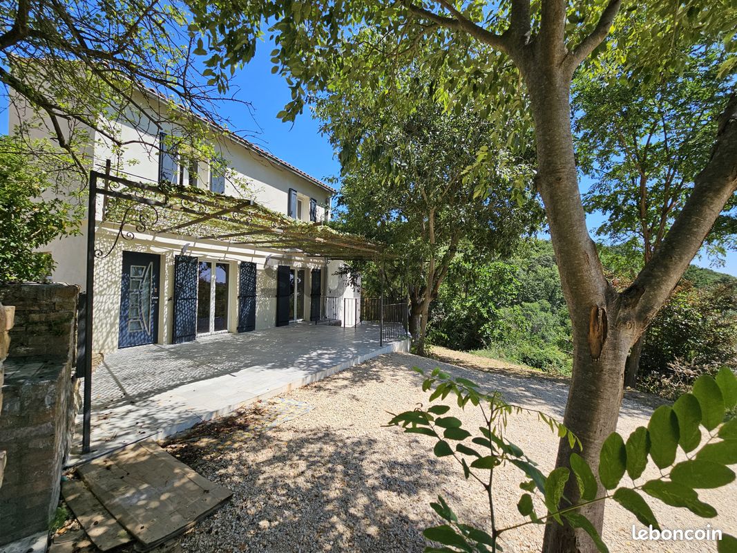 Maison 6 pièces 153 m² · à Alès · 153 m² · 395 000 €