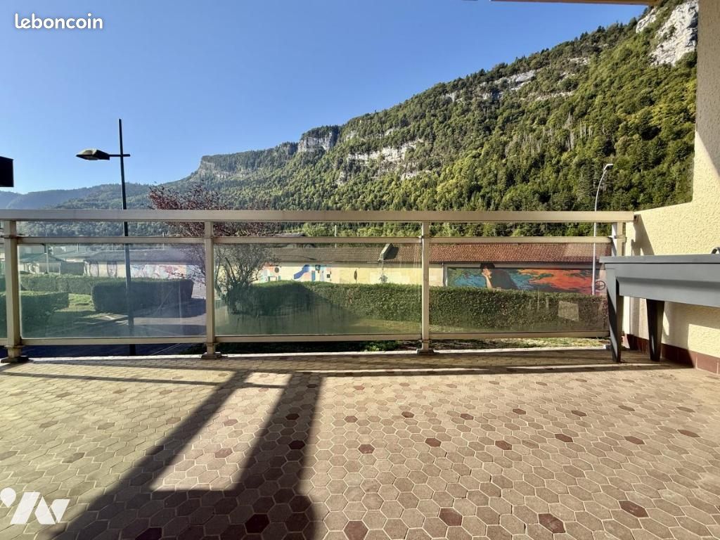 Appartement 3 pièces 81 m² · à Nantua · 81 m² · 125 000 €