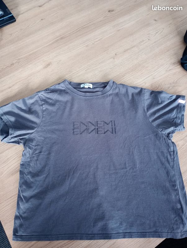Tee-shirt femme taille L (image 1)