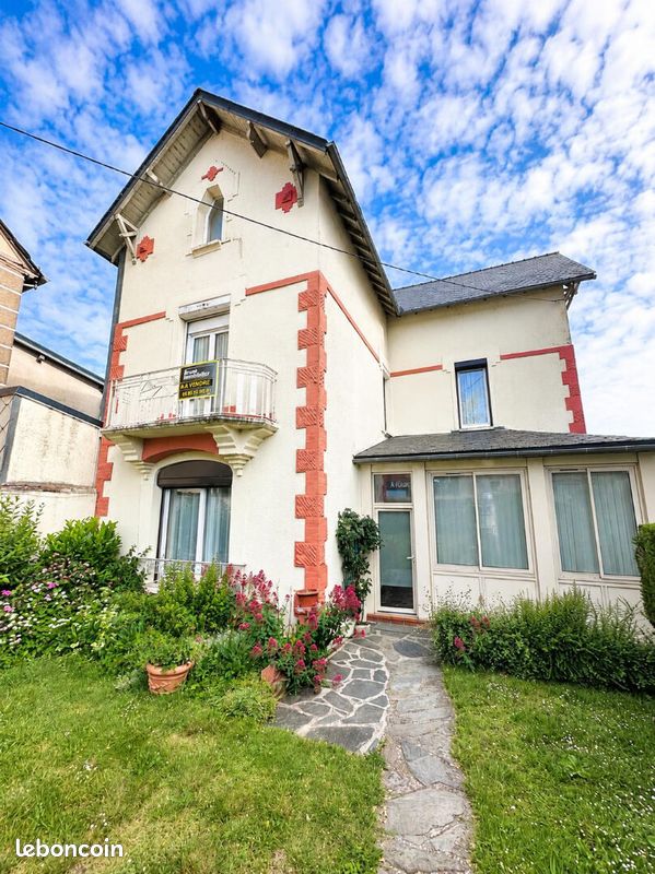 Maison 7 pièces 170 m² · à Baraqueville · 170 m² · 270 000 €