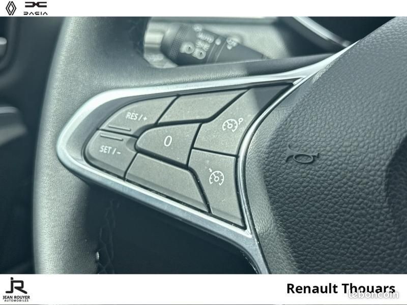 Renault Captur 1.3 TCe mild hybrid 140ch Techno Fast Track (image 20)
