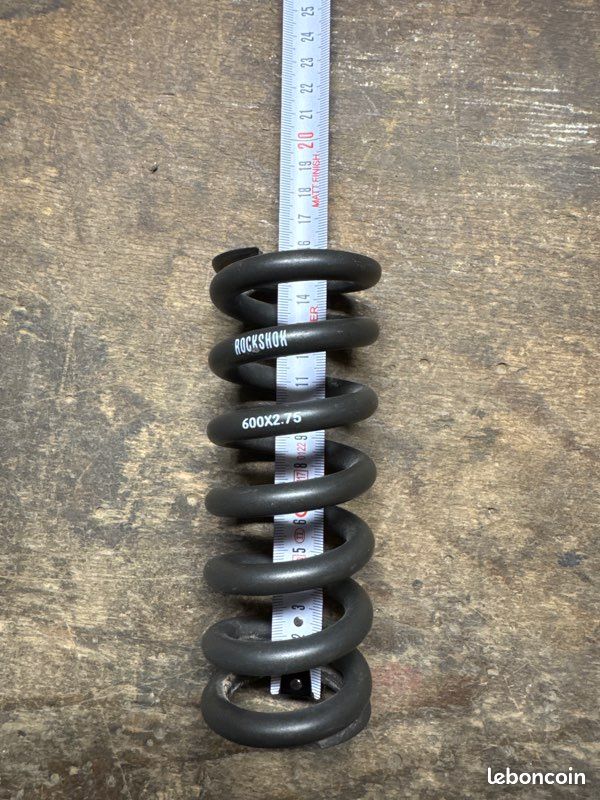 Ressort hélicoïdal d'amortisseur métrique RockShox Ressort hélicoïdal d'amortisseur métrique RockShox