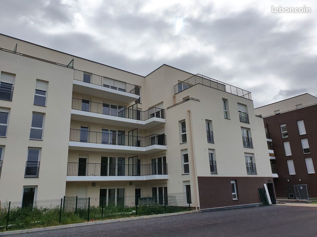 Appartement 4 pièces 80 m² · à Viry-Châtillon · 79,8 m² · 1 289 €/mois