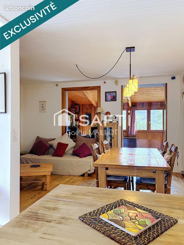 Maison 5 pièces 119 m² · à Saint-Laurent-de-Cerdans · 119 m² · 155 000 €