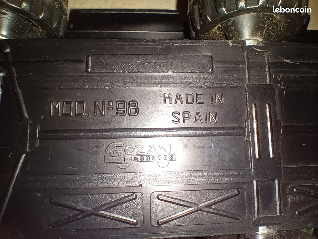 CAMION TIGRE 2000 militaire GOZAN MADE IN SPAIN TOLE en tbe avec 2 chars | UK