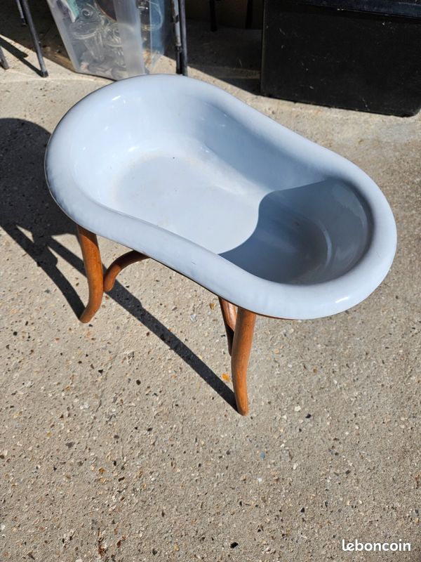 Bidet ancien (image 1)