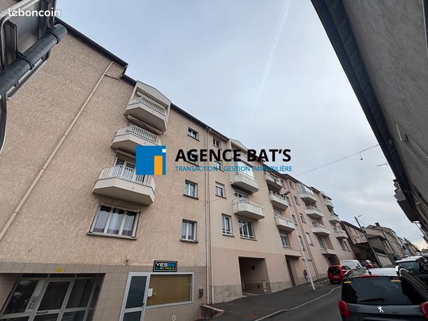 https://img.leboncoin.fr/api/v1/lbcpb1/images/50/65/17/506517185aa90fe3b4b75496bac5909f76fdff2c.jpg?rule=ad-image