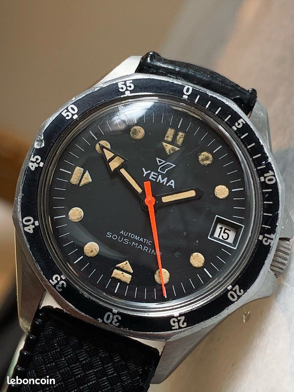 Montre Yema sous-marine automatique patine tritium révisée