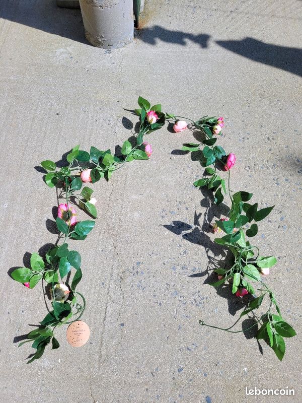 Vend guirlande de roses artificielles (image 2)