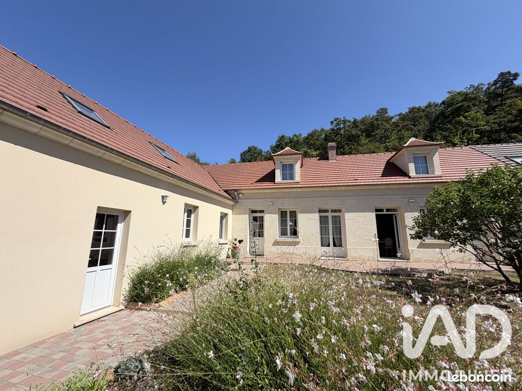 Maison 6 pièces 186 m² · à Verneuil-en-Halatte · 186 m² · 419 000 €