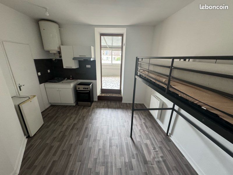 Appartement 1 pièce 35 m² · à Montluçon · 35 m² · 310 €
