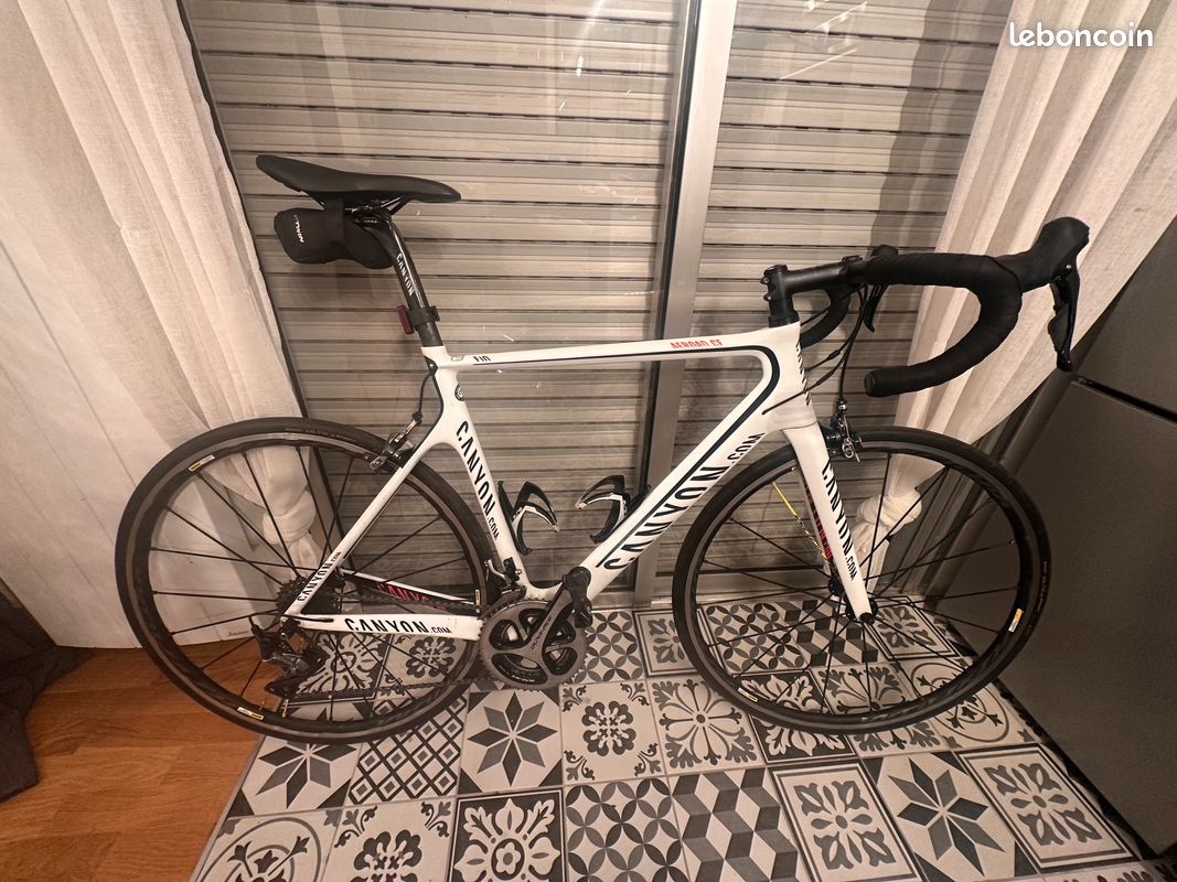 Velo Route Canyon Aeroad CF10 Vélos