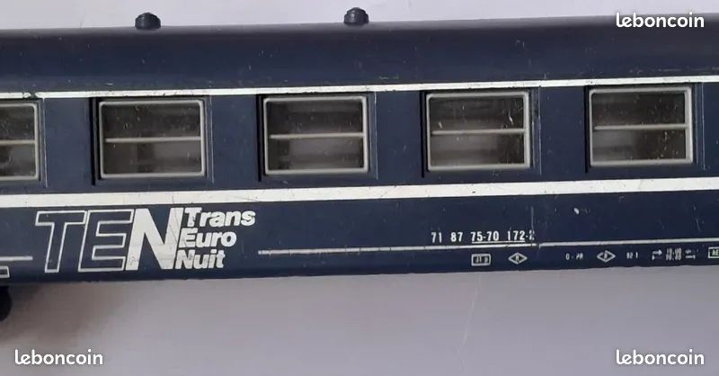 5 voitures voyageurs HO - SNCF (TEN) & NS (Niet Roken) - Modélisme