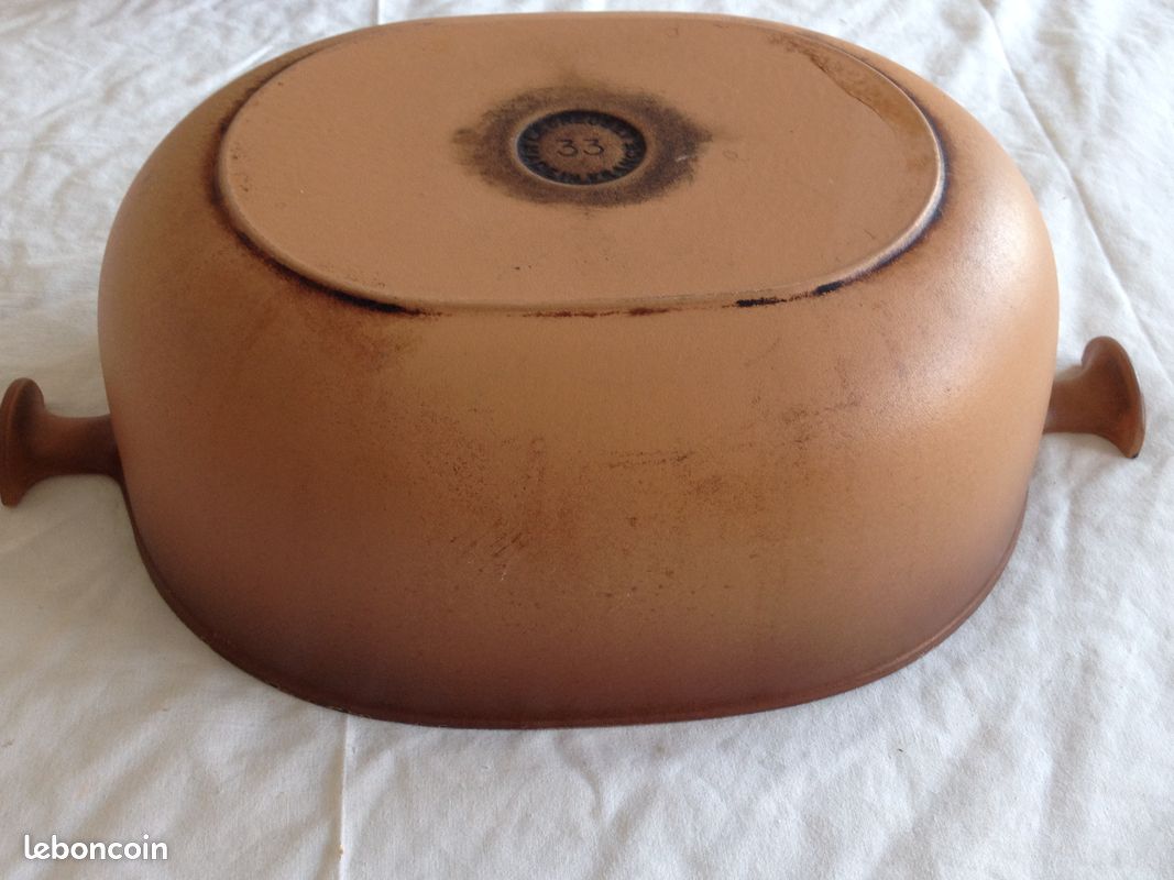 PLAT OVALE 33 CM LE CREUSET FONTE ÉMAILLÉE JAUNE DESIGN LA MAMA ENZO MARI N°2 | eBay