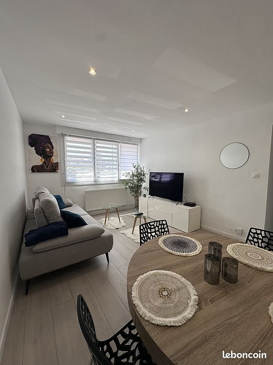 Appartement 2 pièces 56 m² · à Lille · 56 m² · 910 €