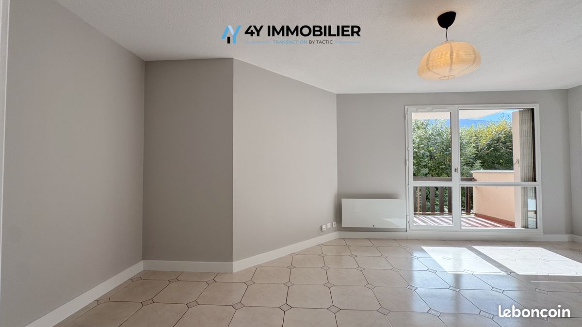 Appartement 4 pièces 82 m² · à Saint-Martin-d'Uriage · 82 m² · 1 480 €/mois